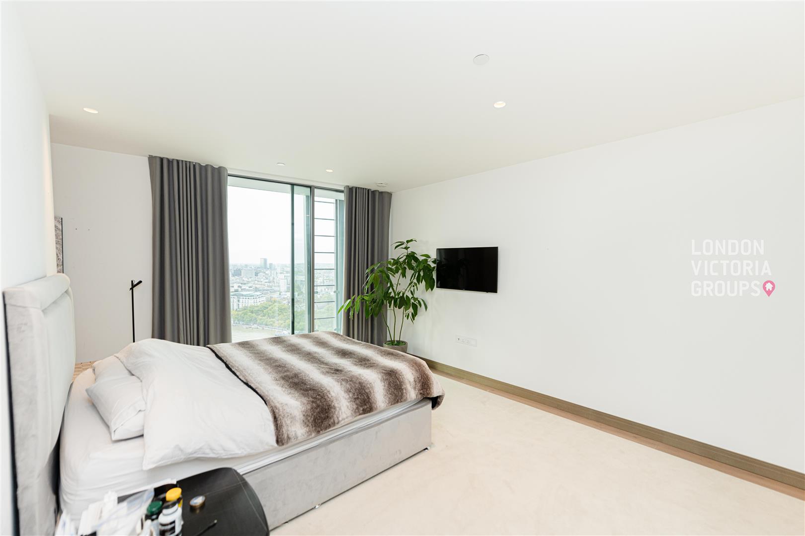 One Blackfriars, 1 Blackfriars Road, London